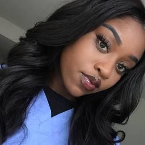 Meet your Posher, Brandi